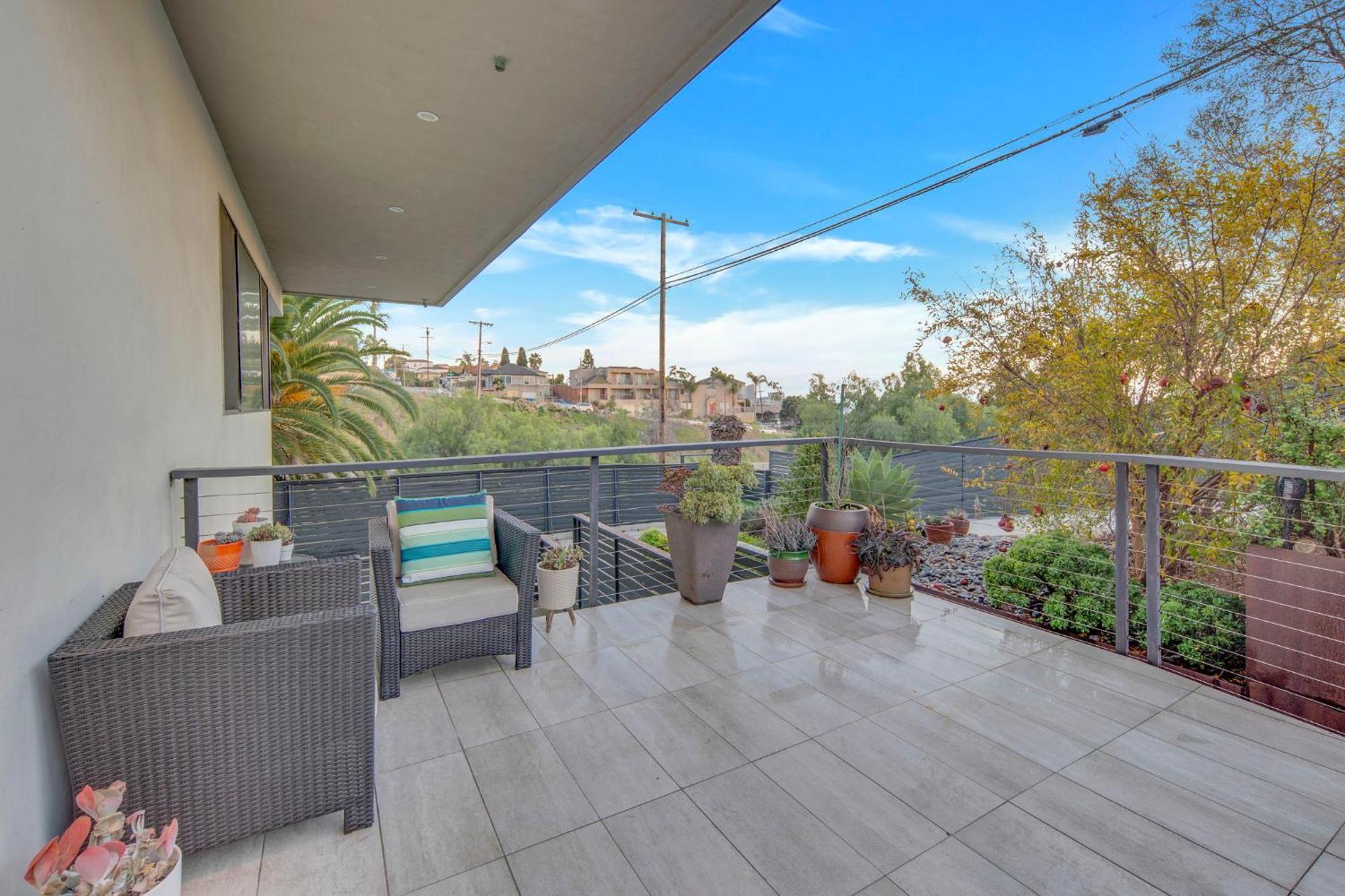 New! Luxury 5br, W/arcade, Sauna, Views, Fire Pit! *